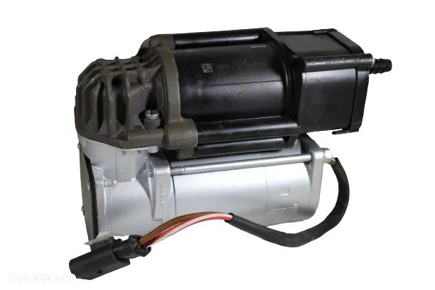 Kompresor sprężarka MERCEDES W205 W 205 C-KLASA - regenerowany - 2