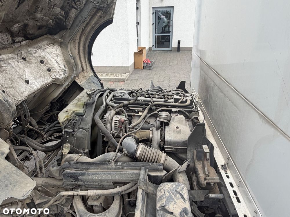 Nissan NT400 - 8