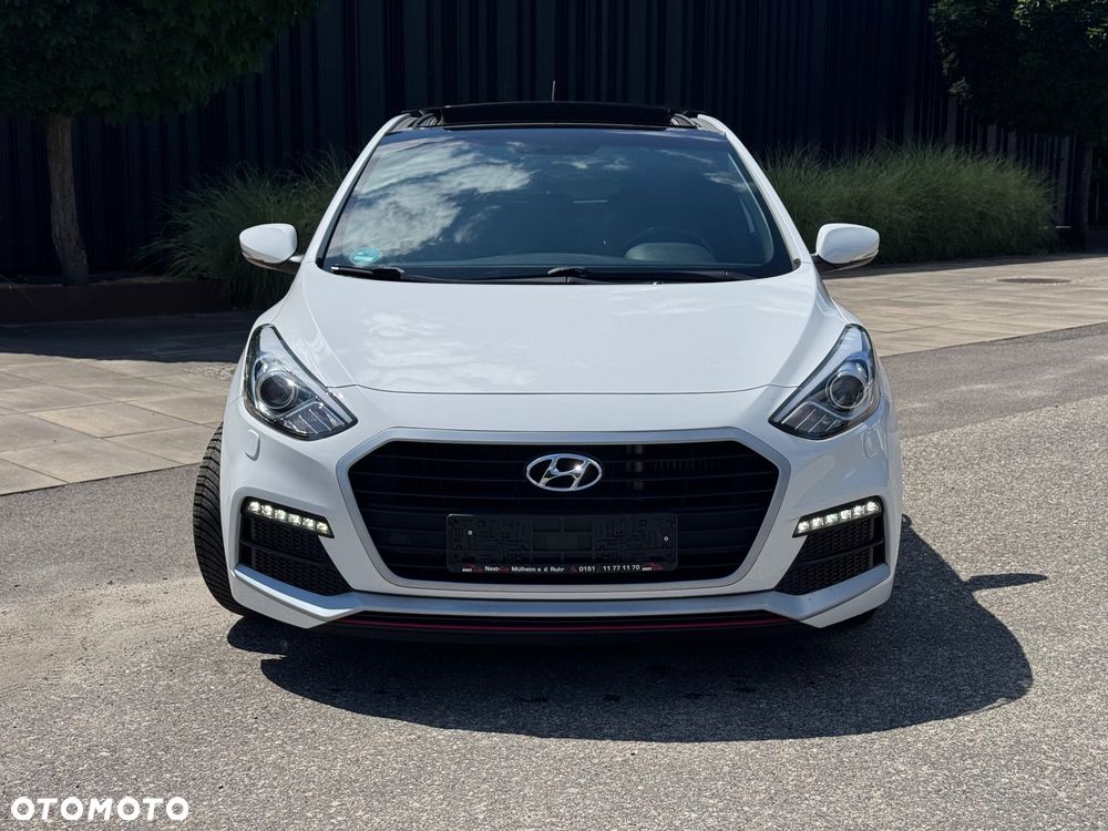 Hyundai i30 1.6 GDI Turbo Luxury - 5