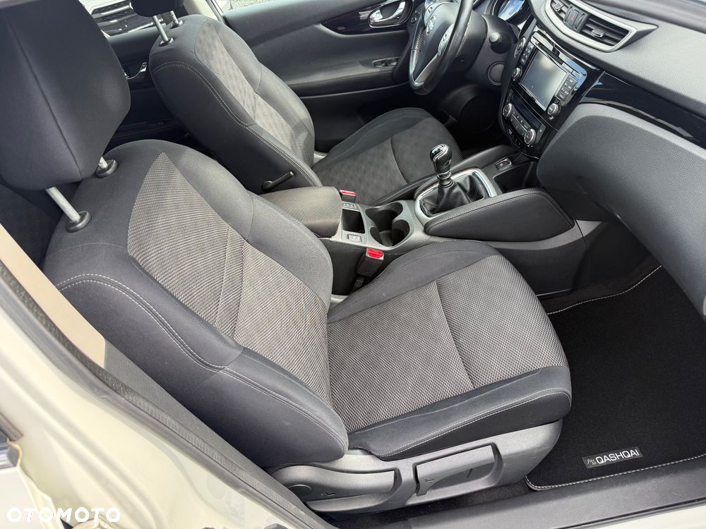 Nissan Qashqai 1.5 dCi Tekna+ - 10