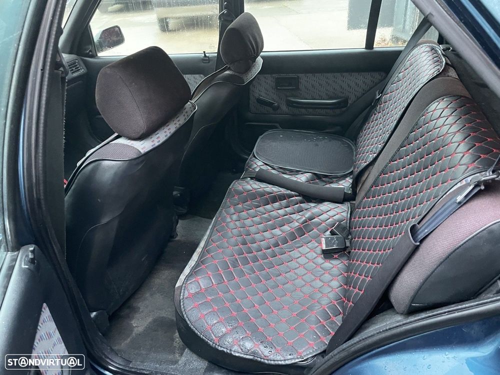 Peugeot 106 1.1 Color Line - 12
