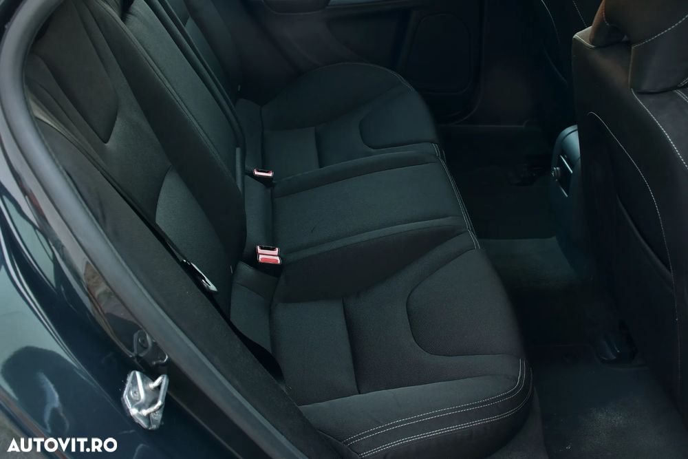 Volvo S60 - 8