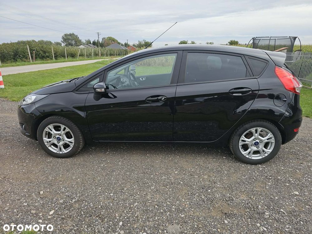 Ford Fiesta - 2