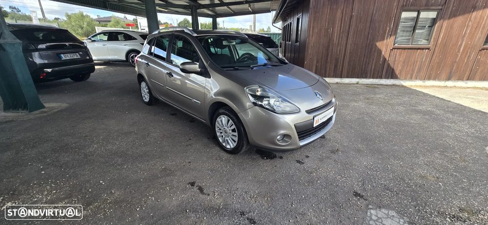 Renault Clio Sport Tourer 1.5 dCi Dynamique - 1