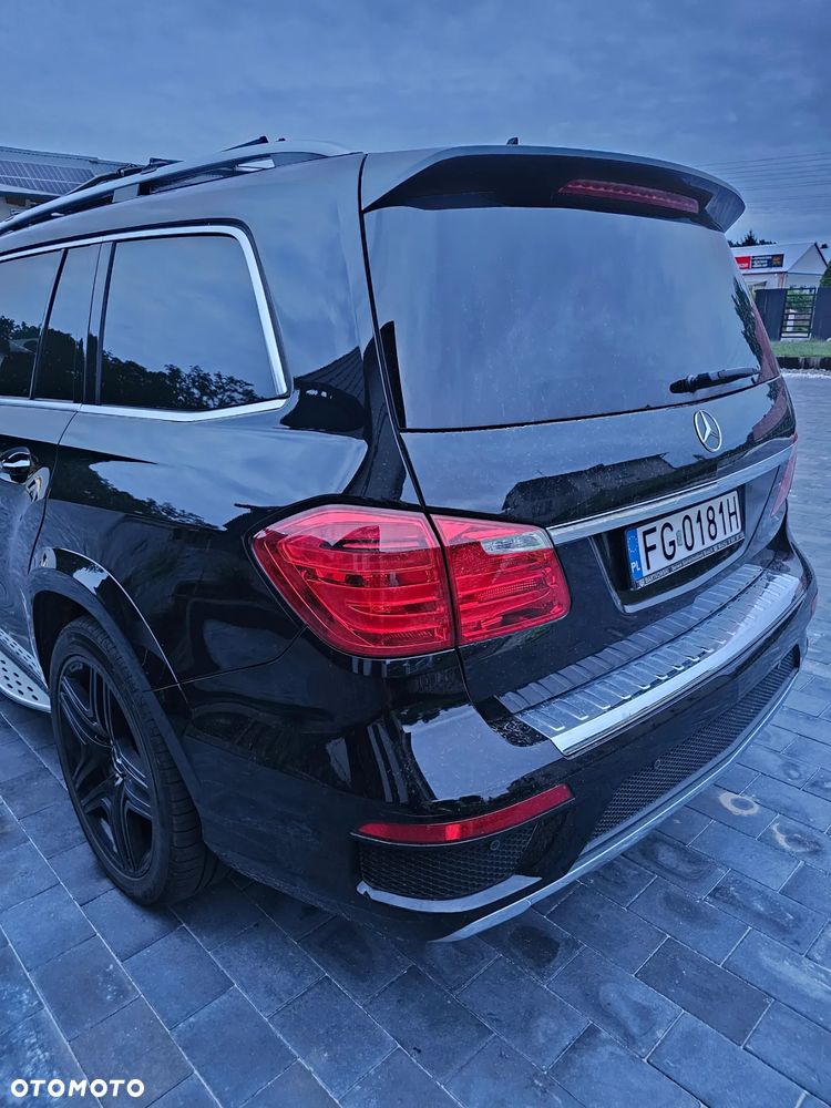 Mercedes-Benz GL 350 BlueTec 4-Matic - 3