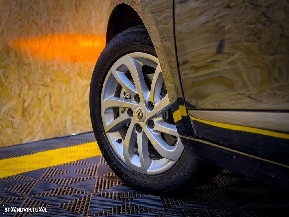 Renault Mégane Sport Tourer 1.5 dCi Confort SS - 17