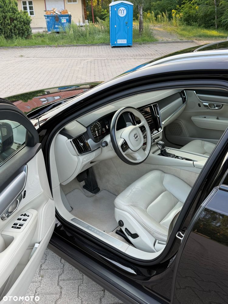 Volvo V90 Cross Country - 6