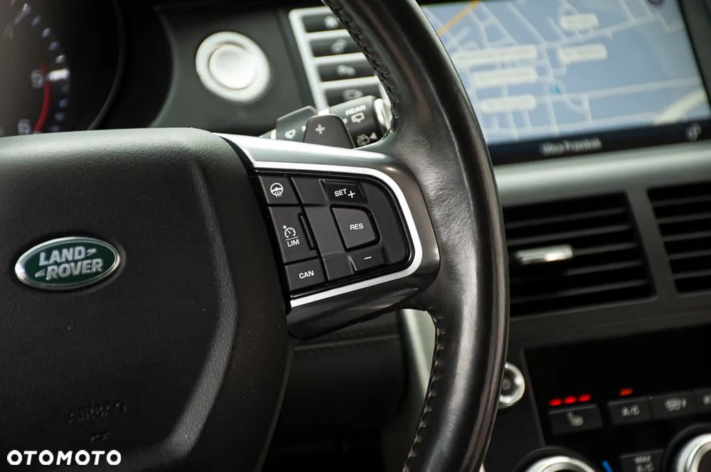 Land Rover Discovery Sport - 21
