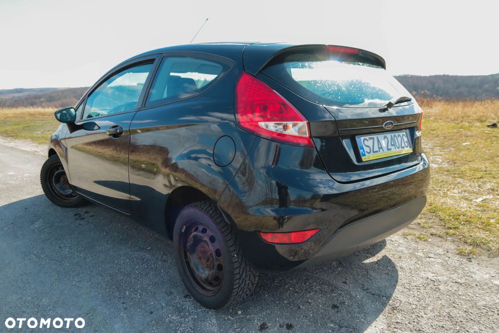 Ford Fiesta - 11