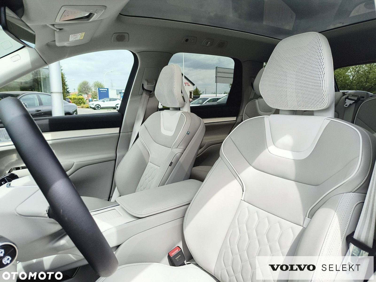 Volvo EX90 - 18