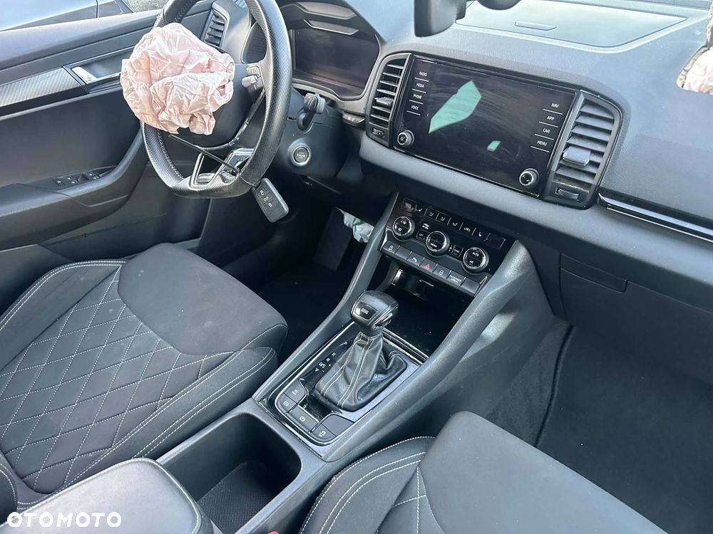 Skoda Karoq 2.0 TDI SCR DSG Tour - 10