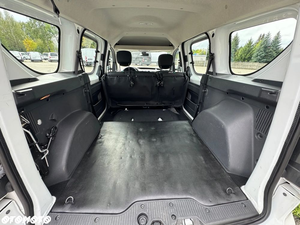 Dacia Dokker 1.5 Blue dCi Laureate - 11