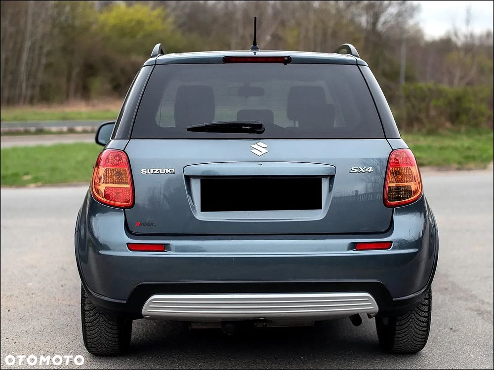 Suzuki SX4 - 4
