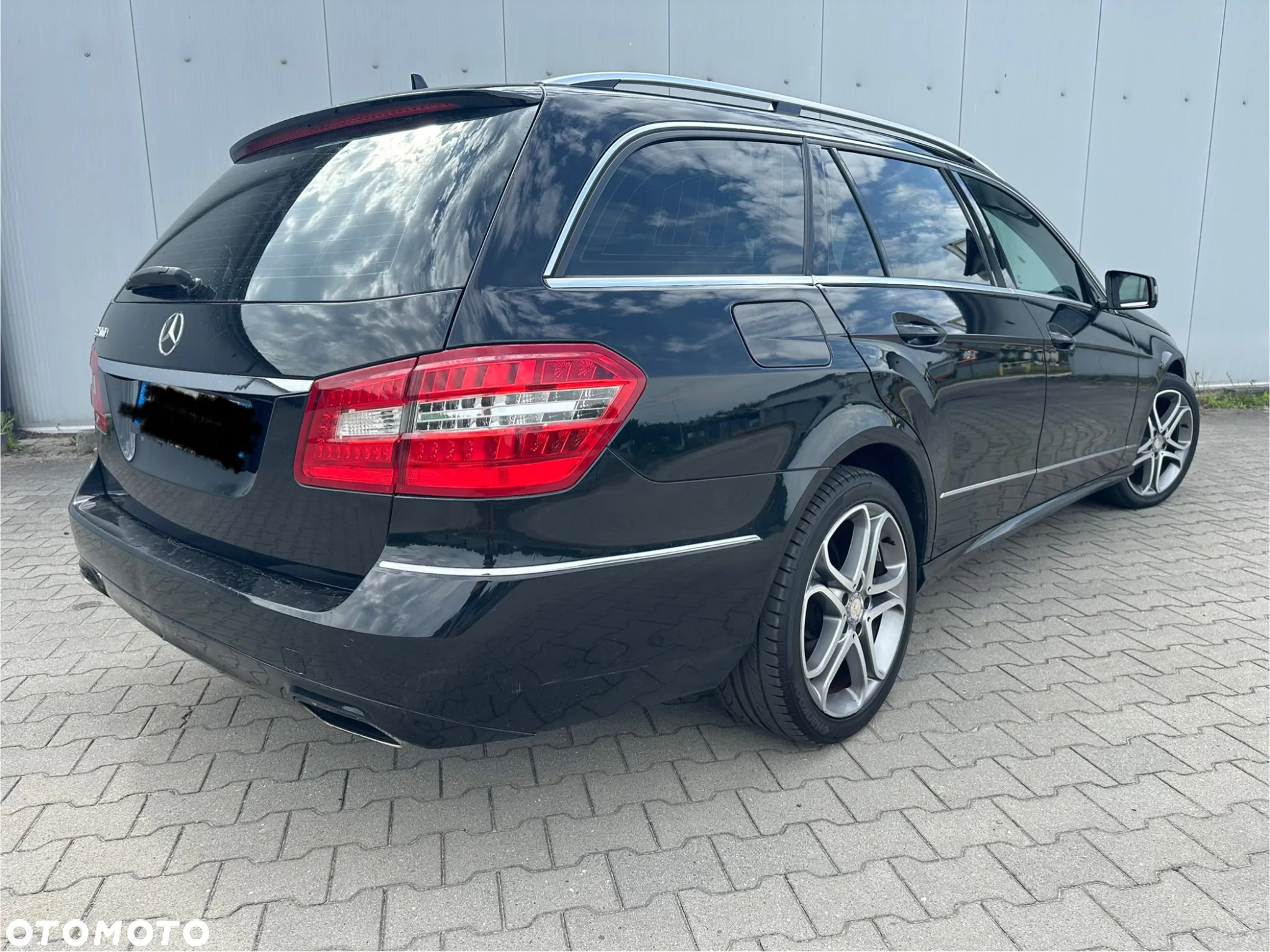 Mercedes-Benz Klasa E - 9
