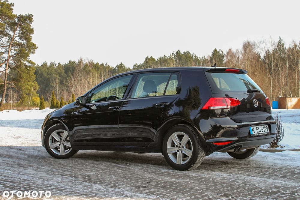 Volkswagen Golf 2.0 BlueTDI Highline - 17