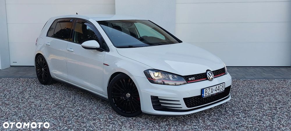 Volkswagen Golf 2.0 TSI BMT GTI DSG - 3