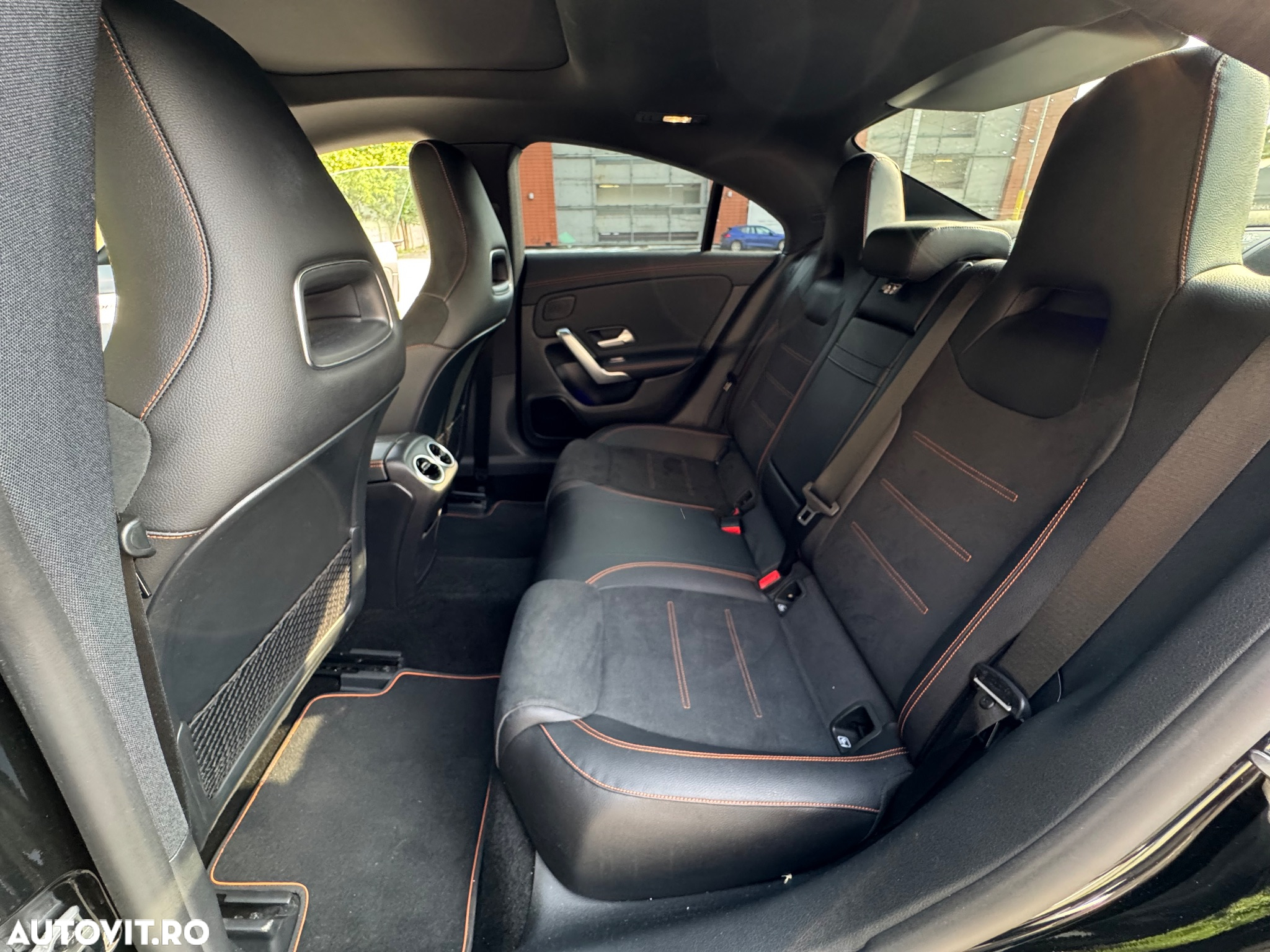 Mercedes-Benz CLA 180 7G-DCT Edition 1 - 10