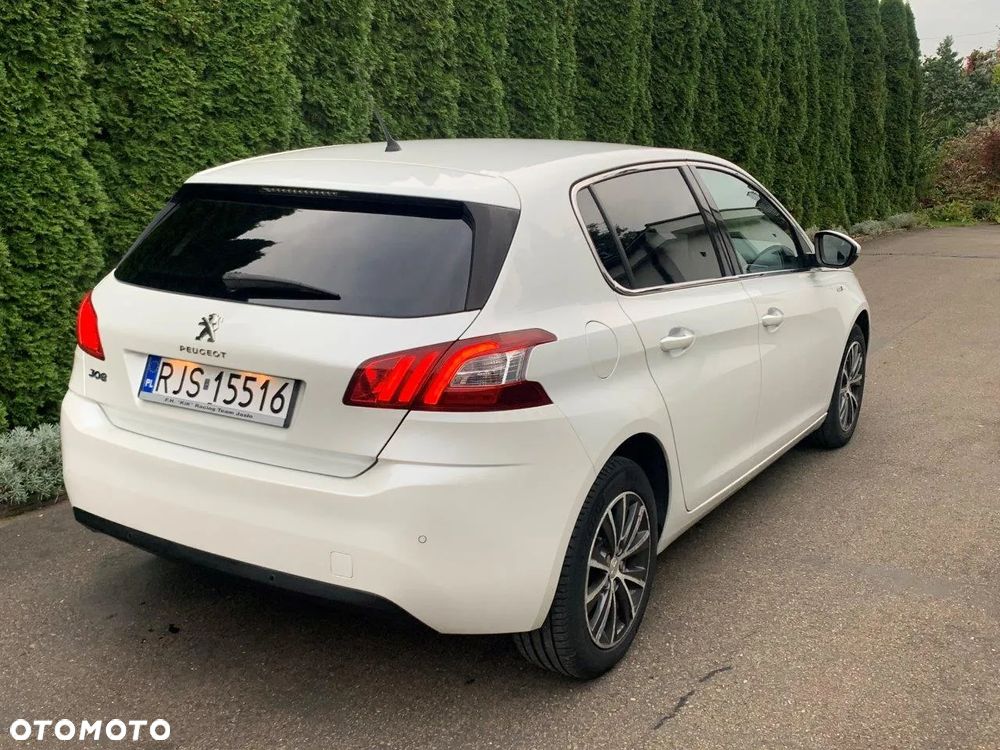 Peugeot 308 PureTech 110 Stop & Start Style - 17