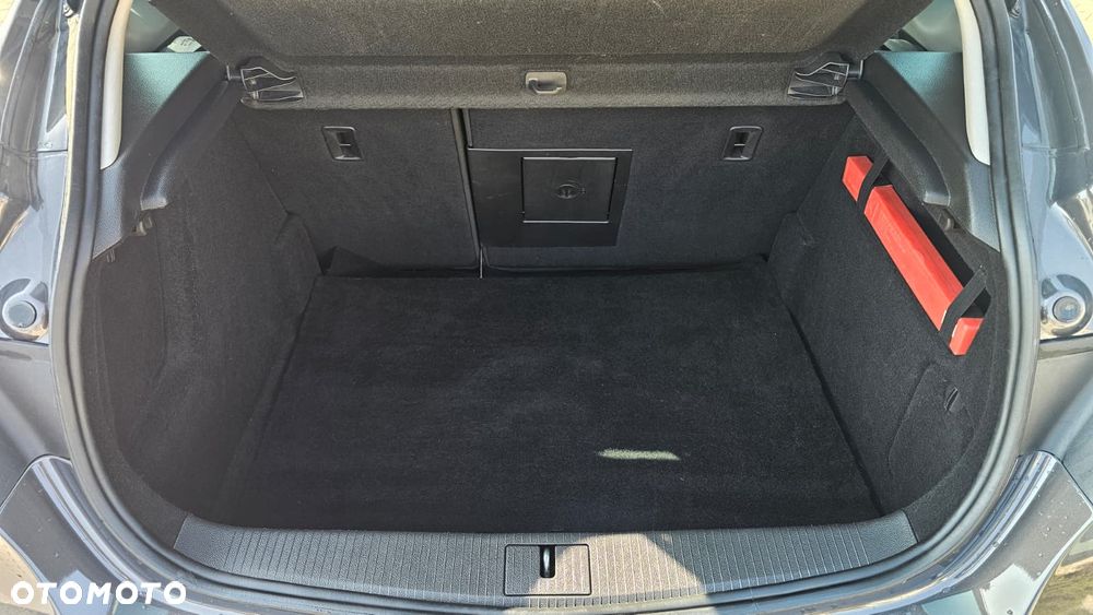 Opel Astra 1.4 Turbo Automatik - 16