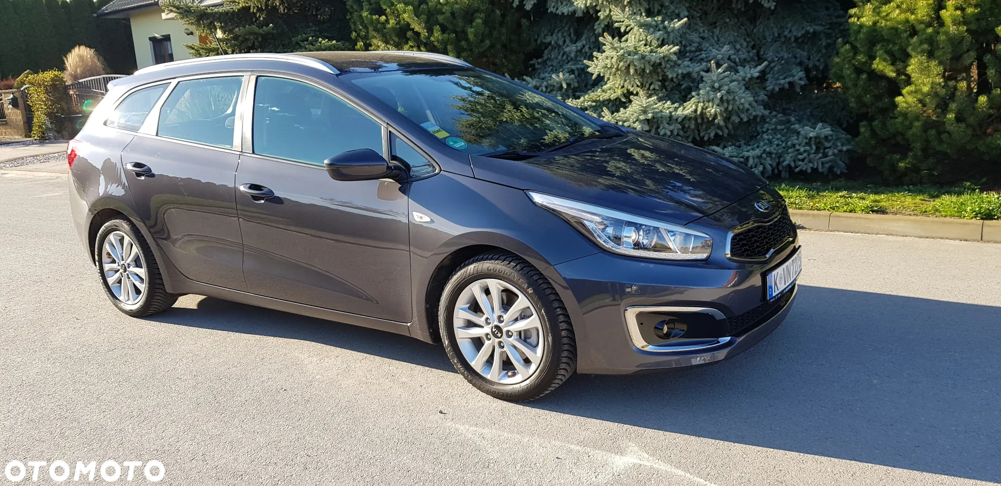Kia Ceed 1.6 GDI Dream-Team Edition - 12