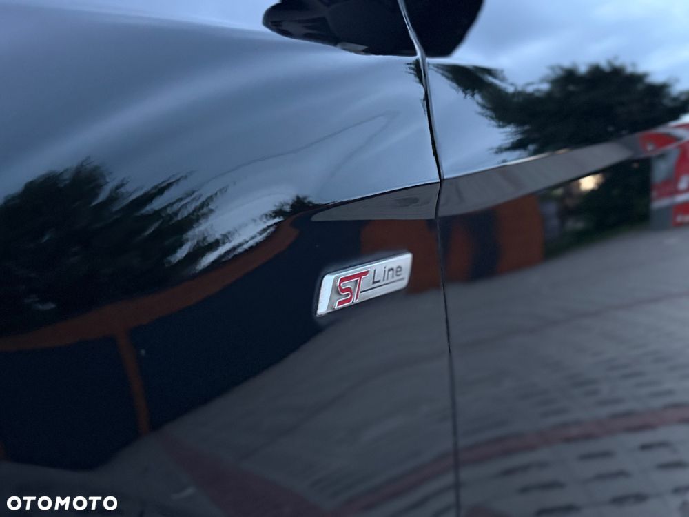 Ford Focus 1.0 EcoBoost Start-Stopp-System ST-LINE DESIGN - 9