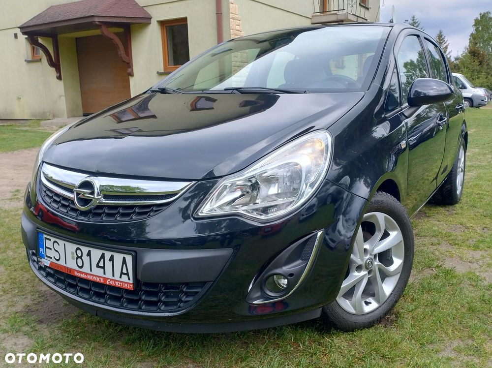 Opel Corsa 1.4 16V Cosmo - 6