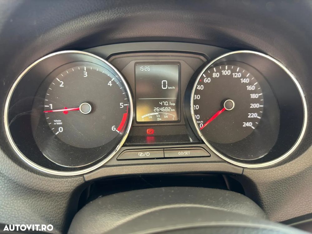 Volkswagen Polo 1.4 TDI (Blue Motion Technology) Comfortline - 5