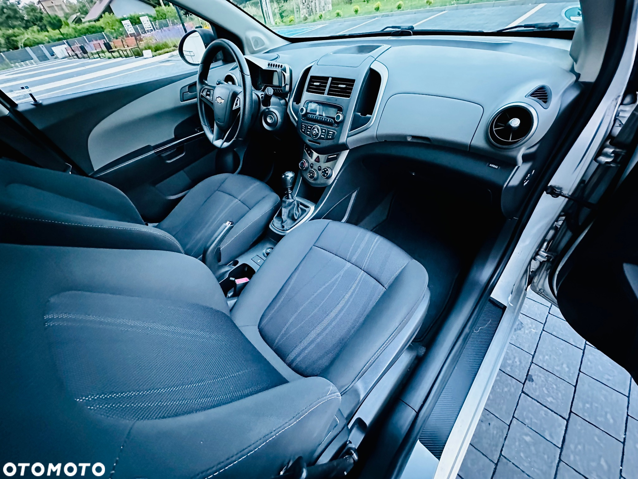 Chevrolet Aveo 1.2 LS - 28