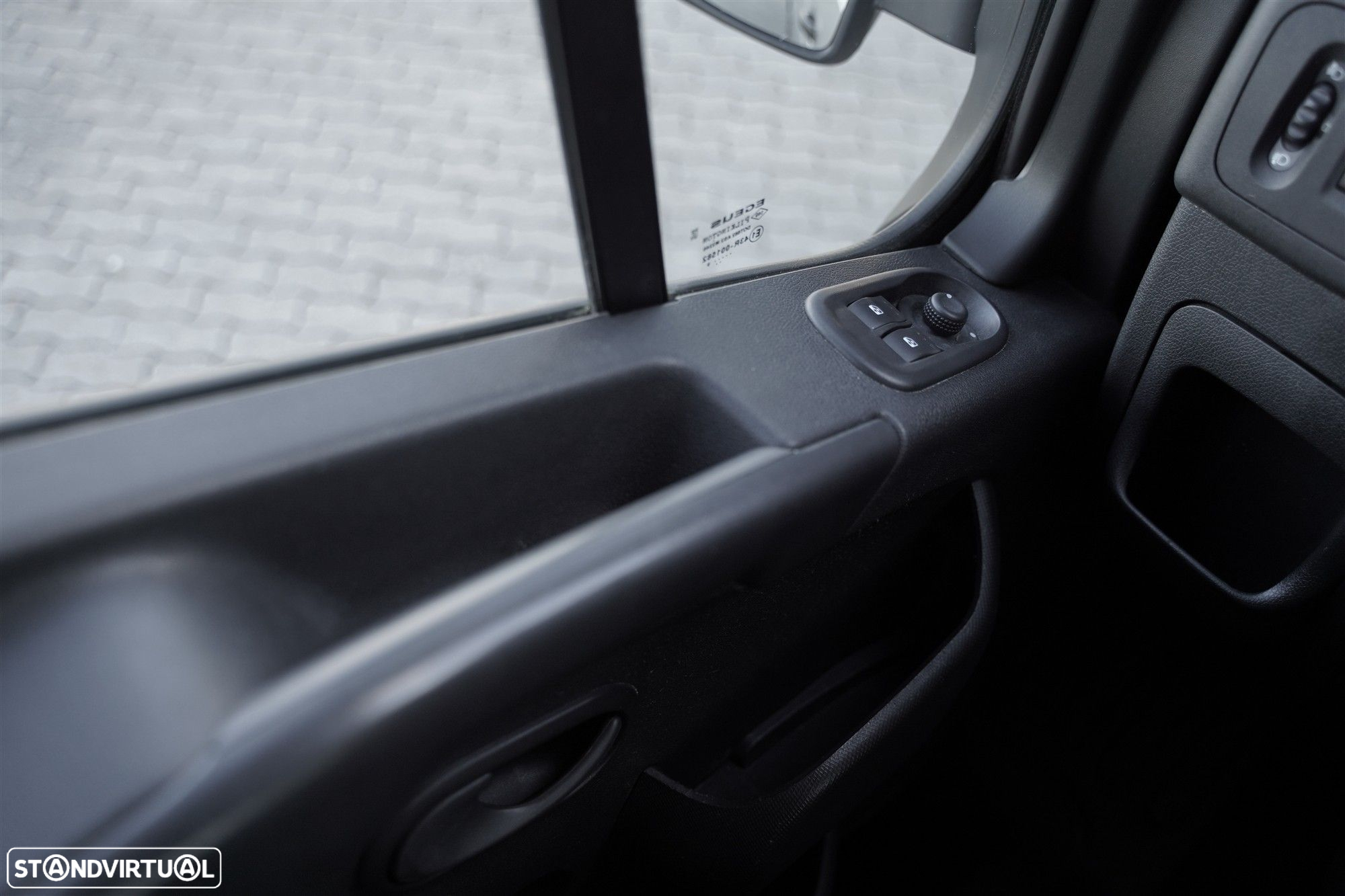 Renault Master 2.3 dCi L2H2 3.3T SS - 18
