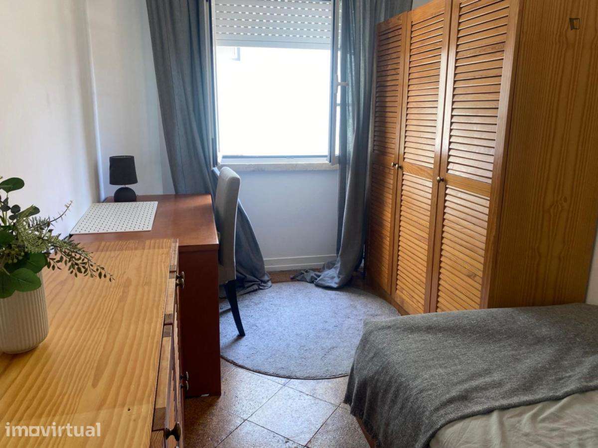 Apartamento com 2 quartos - localizado em Campo de Ourique Lisbon - Grande imagem: 2/10