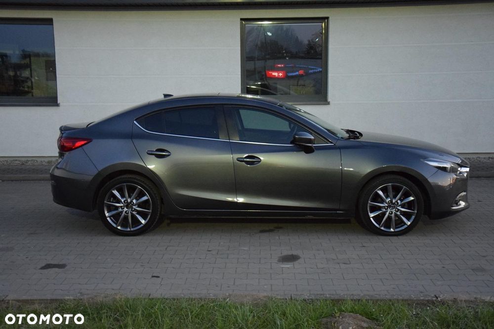 Mazda 3 - 1