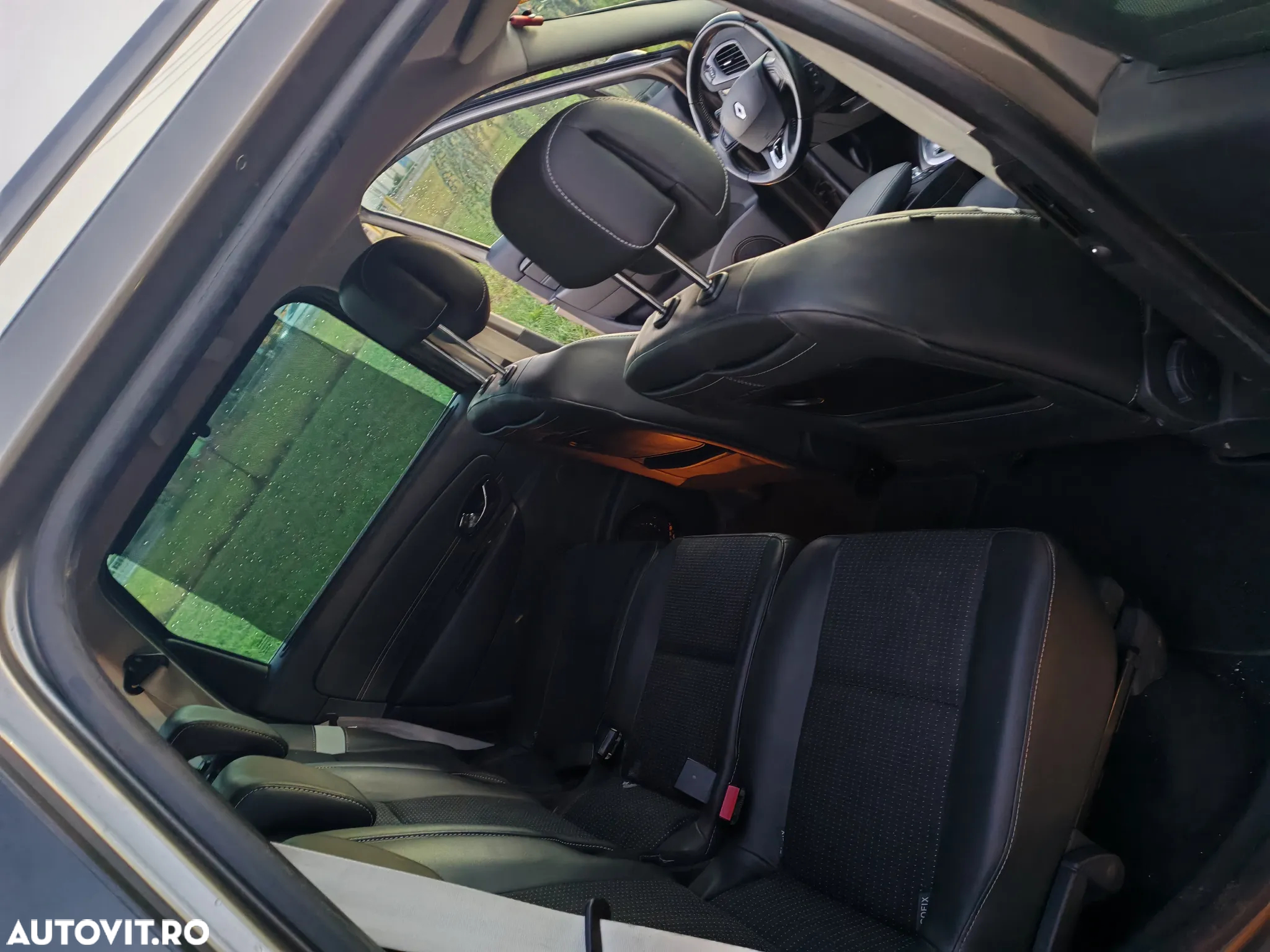 Renault Scenic ENERGY TCe 115 Bose Edition - 6