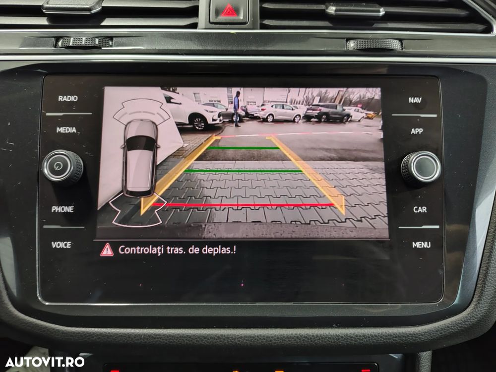 Volkswagen Tiguan 2.0 TDI 4Mot DSG Life - 28