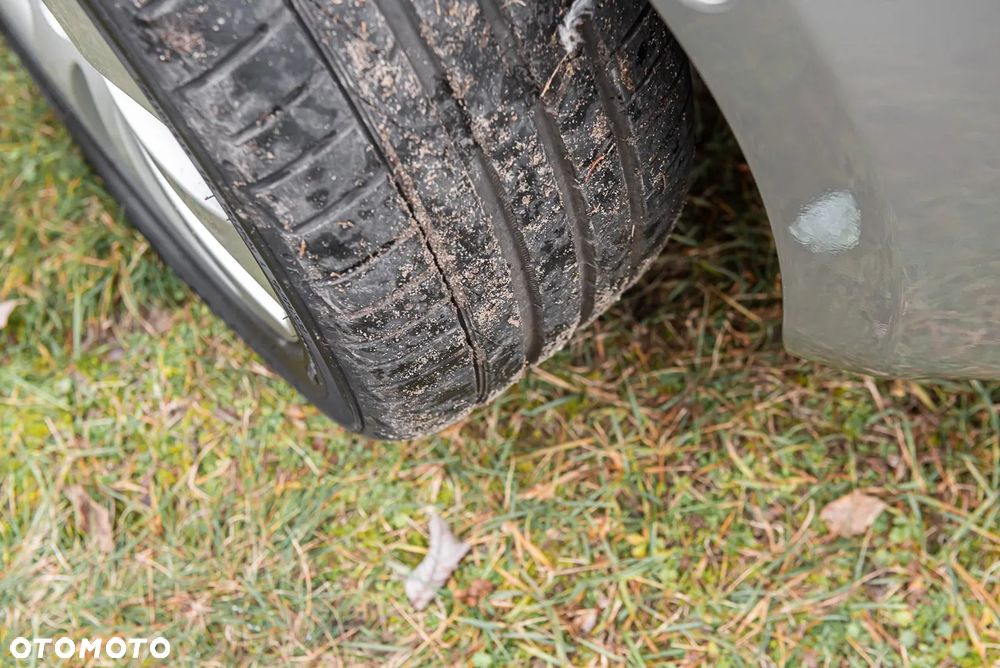 Skoda Superb 2.0 TDI DSG Elegance - 33