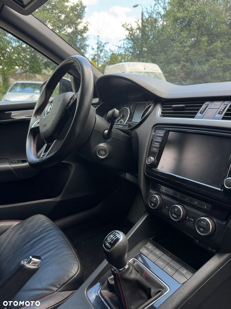 Skoda Octavia 2.0 TSI RS 230 - 38