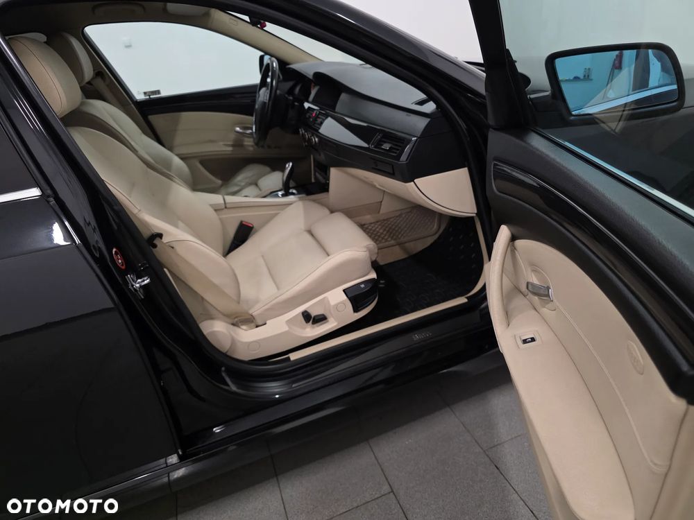 BMW Seria 5 - 28