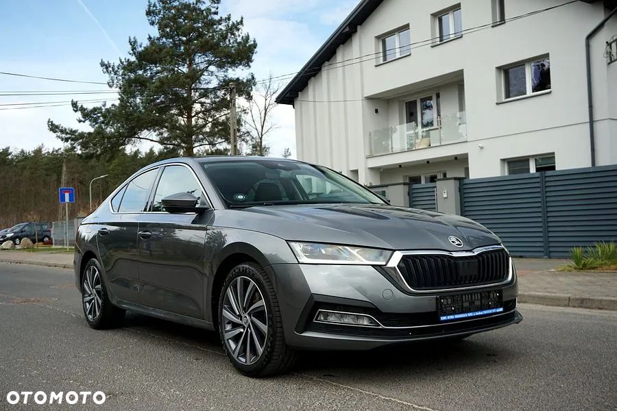 Skoda Octavia 1.5 TSI e-TEC DSG Selection Plus - 17