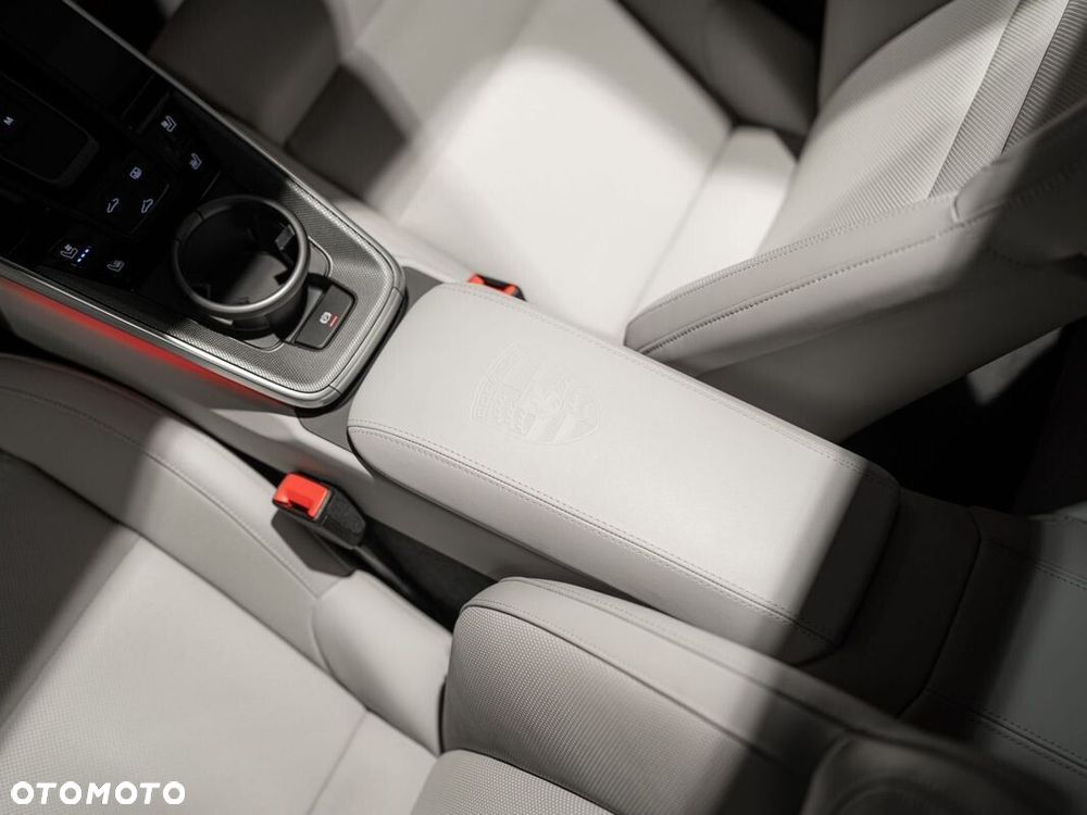 Porsche 911 Turbo - 34