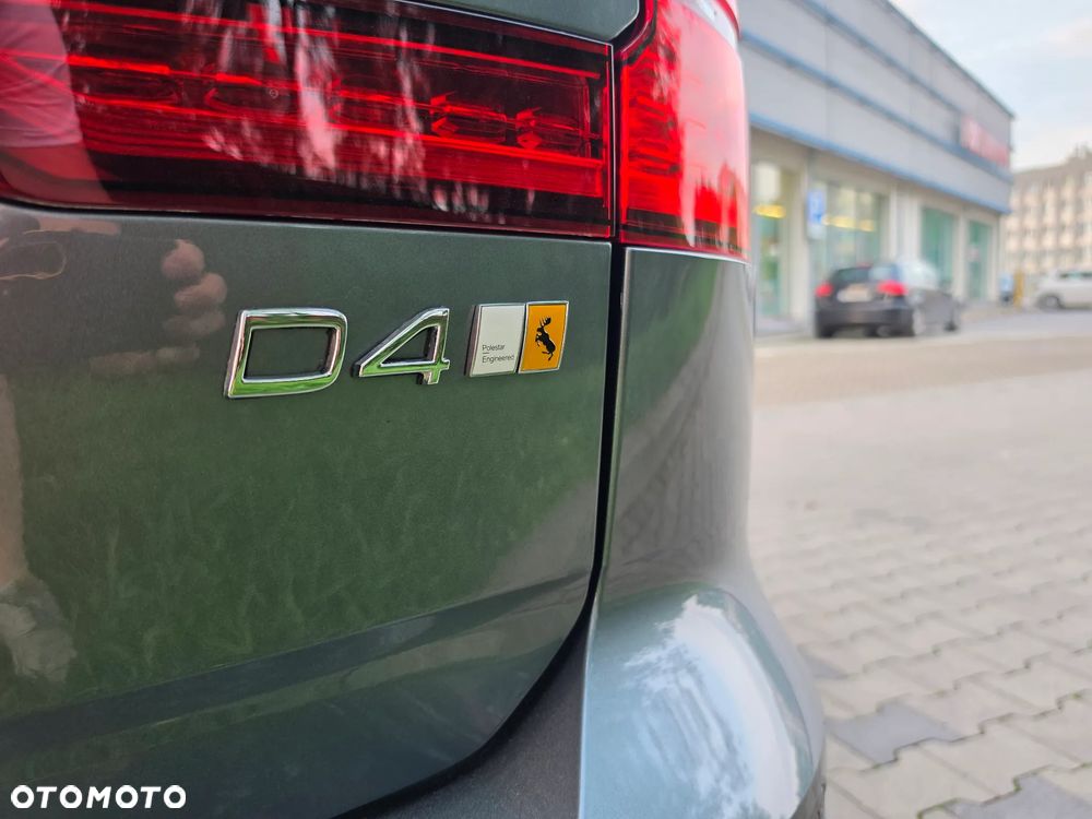 Volvo V60 D4 Momentum - 9
