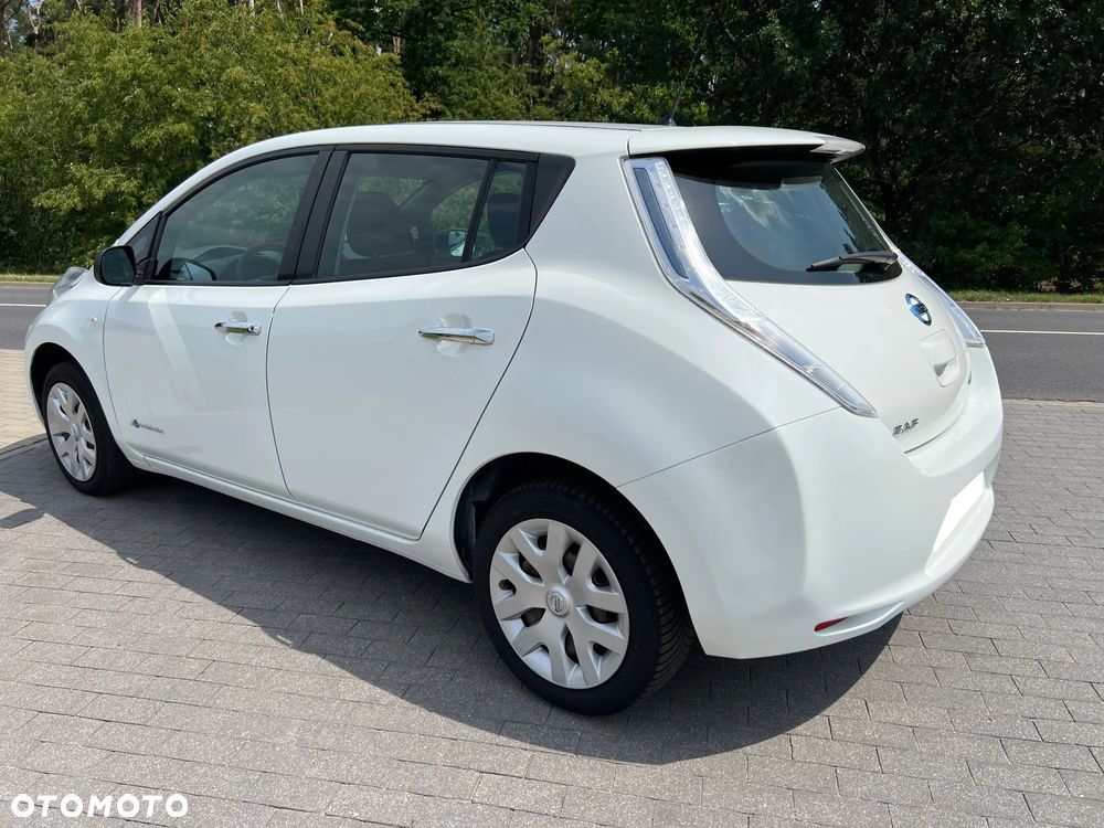 Nissan Leaf - 8