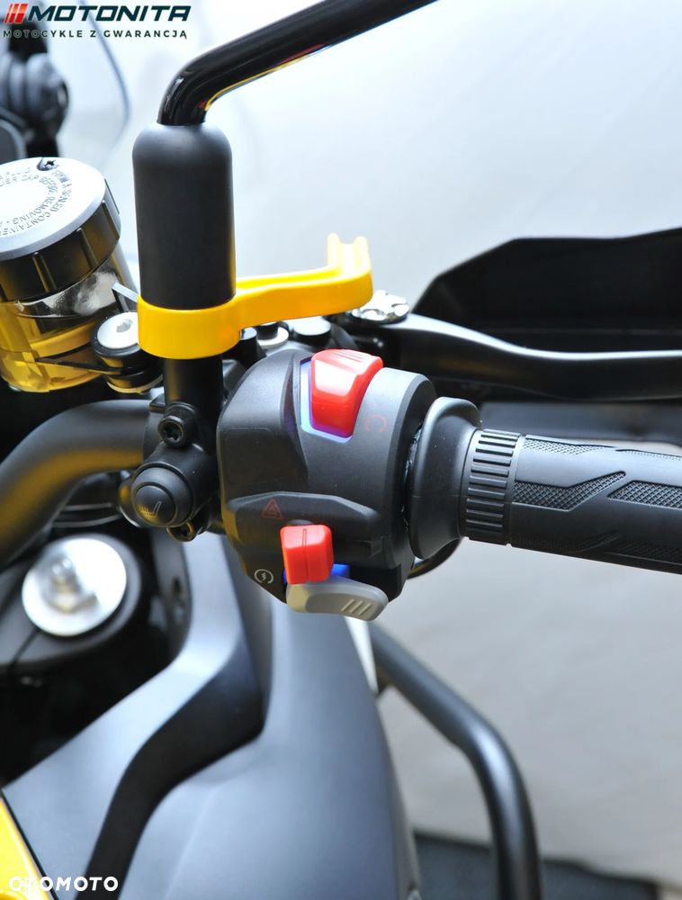 QJMOTOR SVT 650X - 12