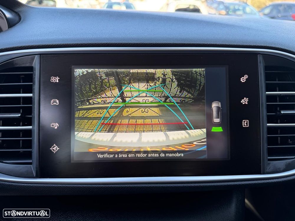 Peugeot 308 SW 1.6 BlueHDi Style - 25