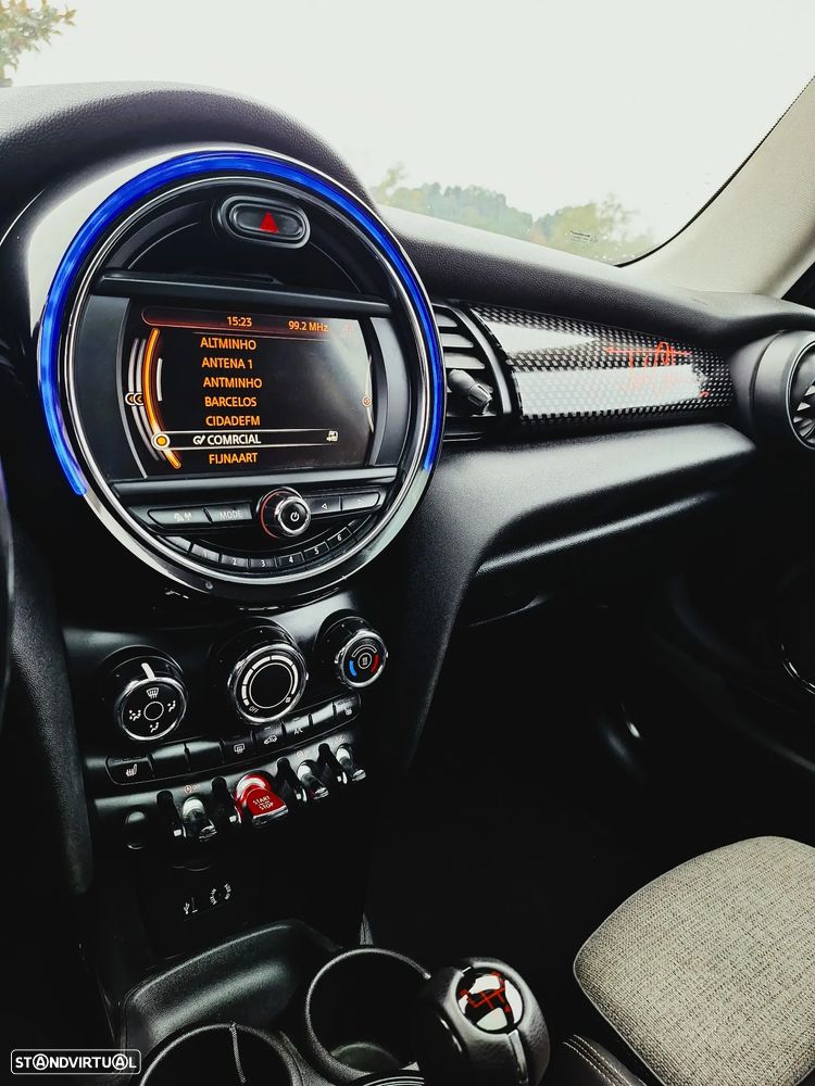 MINI 3 Portas Cooper SD - 19