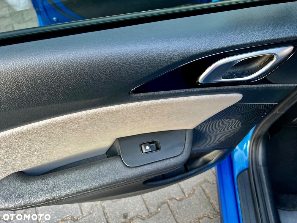 Kia Ceed 1.6 CRDi mHEV L - 10