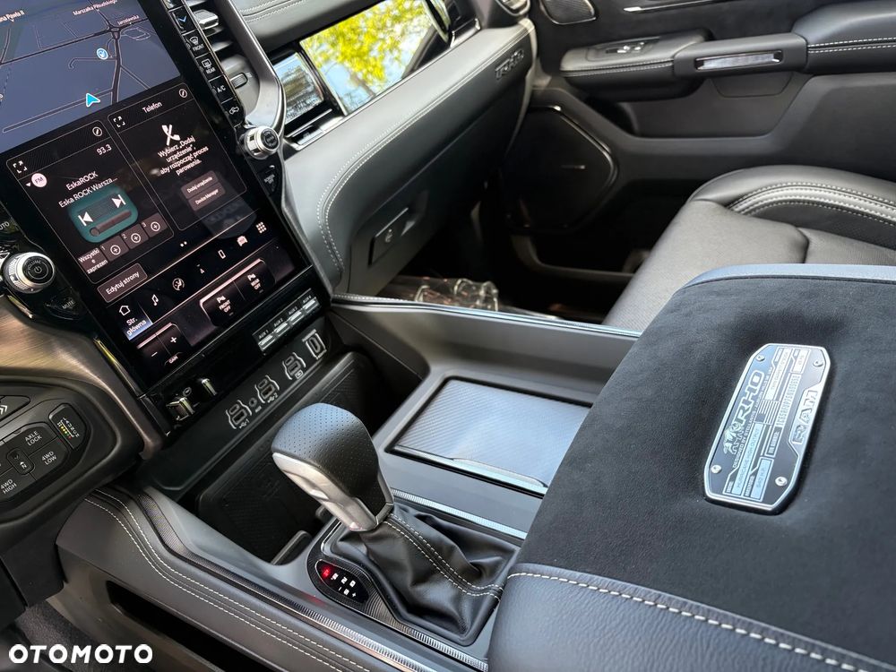 RAM 1500 RHO - 24