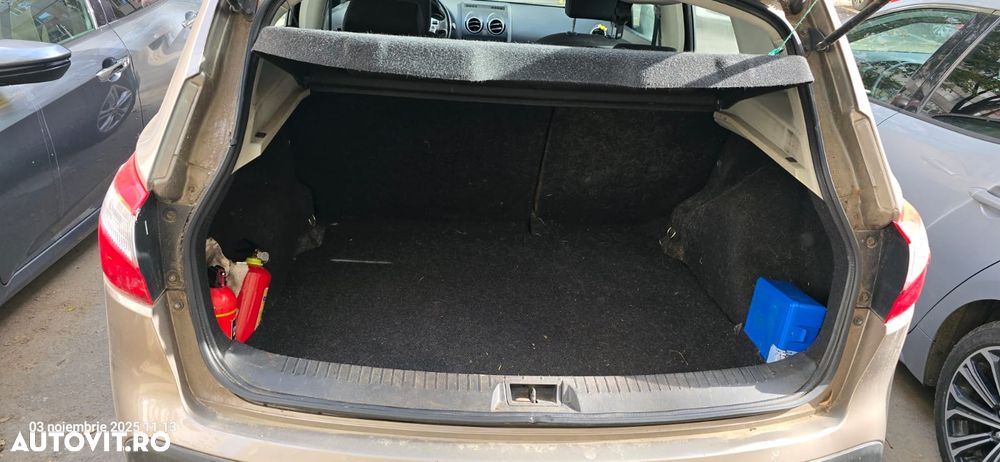 Nissan Qashqai - 14