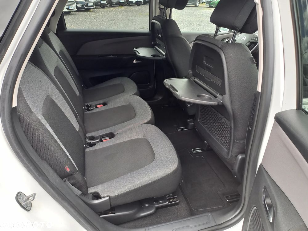 Citroën C4 Picasso BlueHDi 120 FEEL - 19
