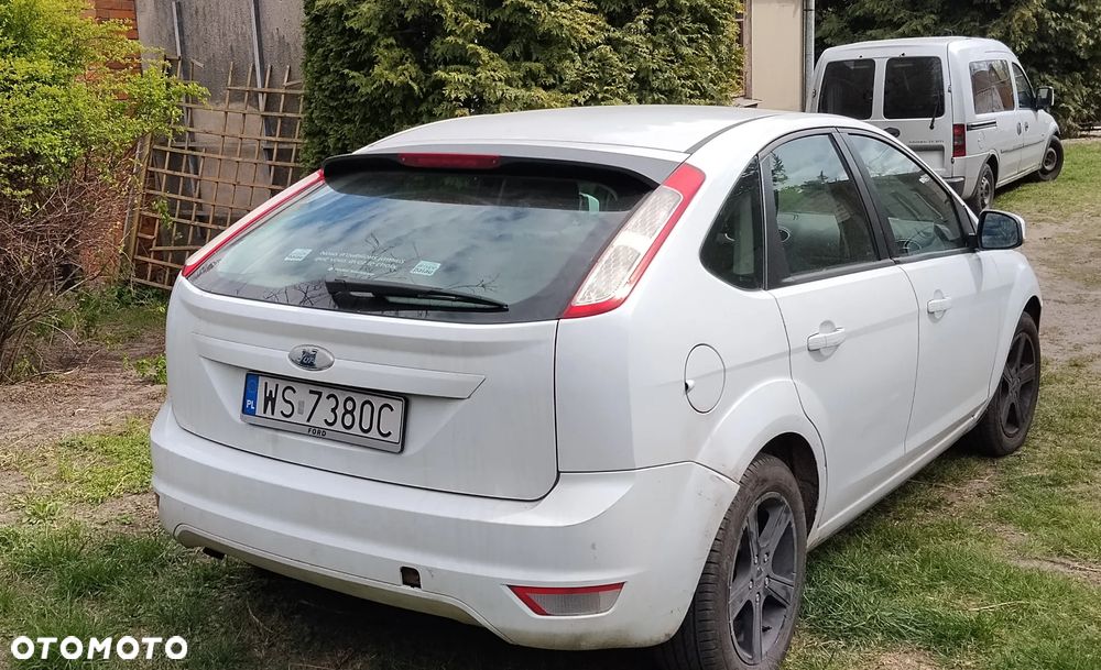 Ford Focus 1.6 TDCi Ambiente - 4