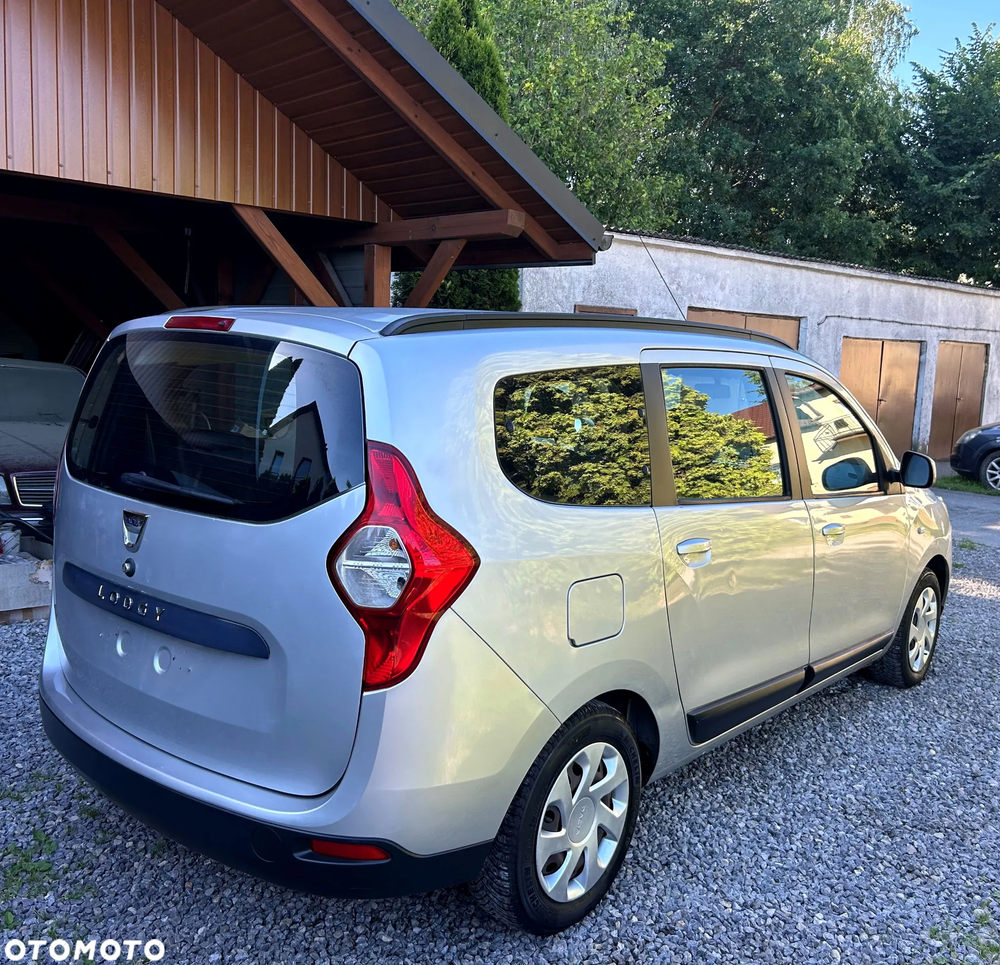 Dacia Lodgy dCi 90 Essential - 2