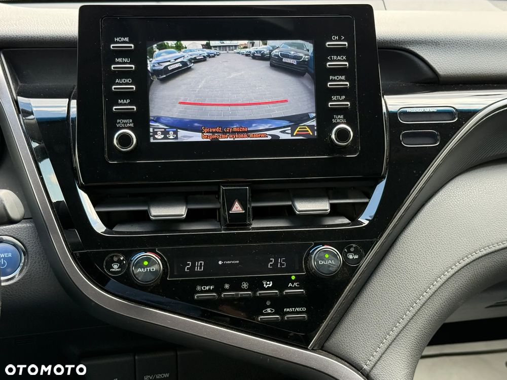 Toyota Camry 2.5 Hybrid Comfort CVT - 6